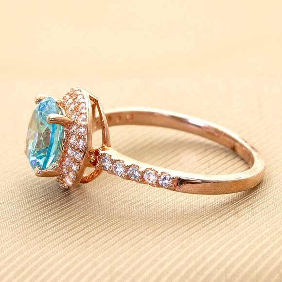 Vintage Gold Ring with Blue Topaz & CZ Diamond Halo, Stamped 925 Size 6.75 - Picture 4 of 10